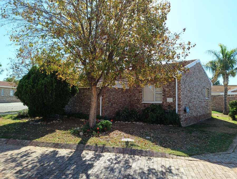 2 Bedroom Property for Sale in West Bank Western Cape